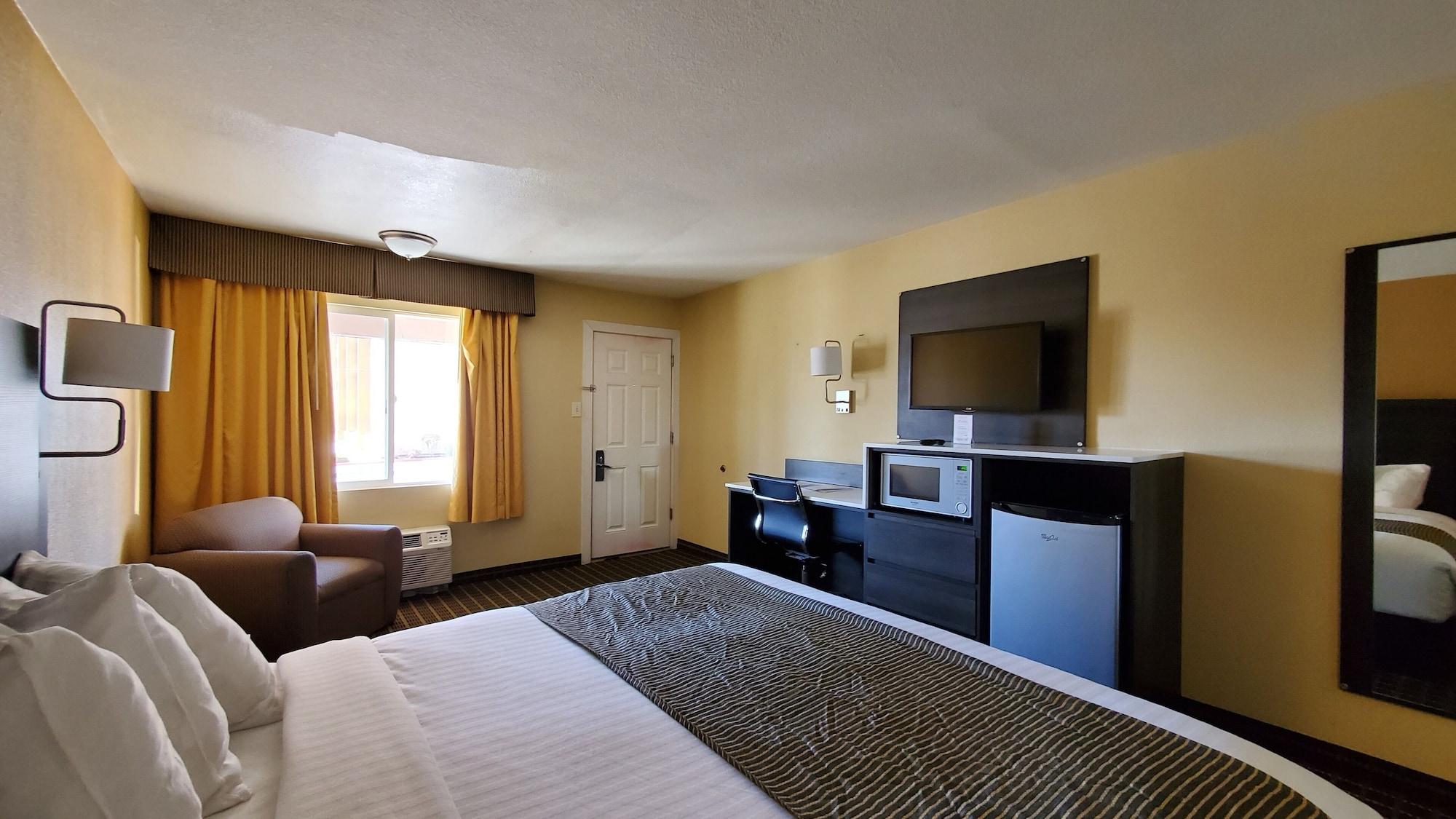 Ramada By Wyndham Flagstaff East Hotel Ngoại thất bức ảnh