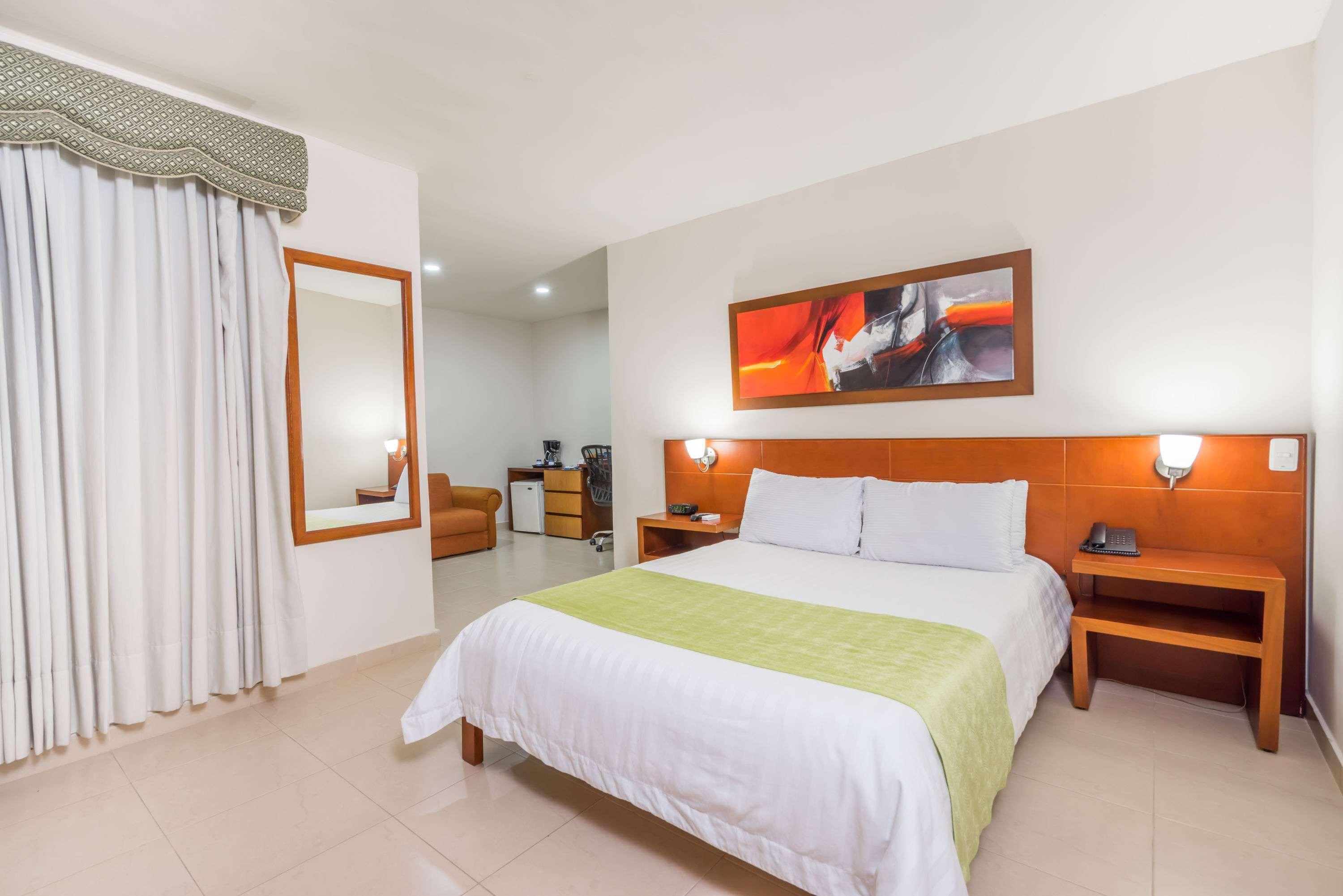 Ramada By Wyndham Flagstaff East Hotel Ngoại thất bức ảnh