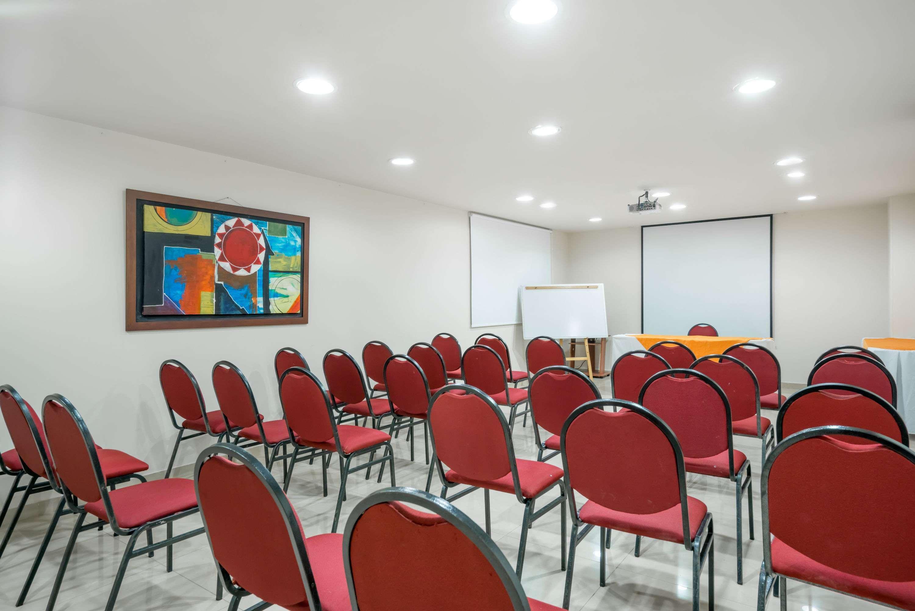 Ramada By Wyndham Flagstaff East Hotel Ngoại thất bức ảnh