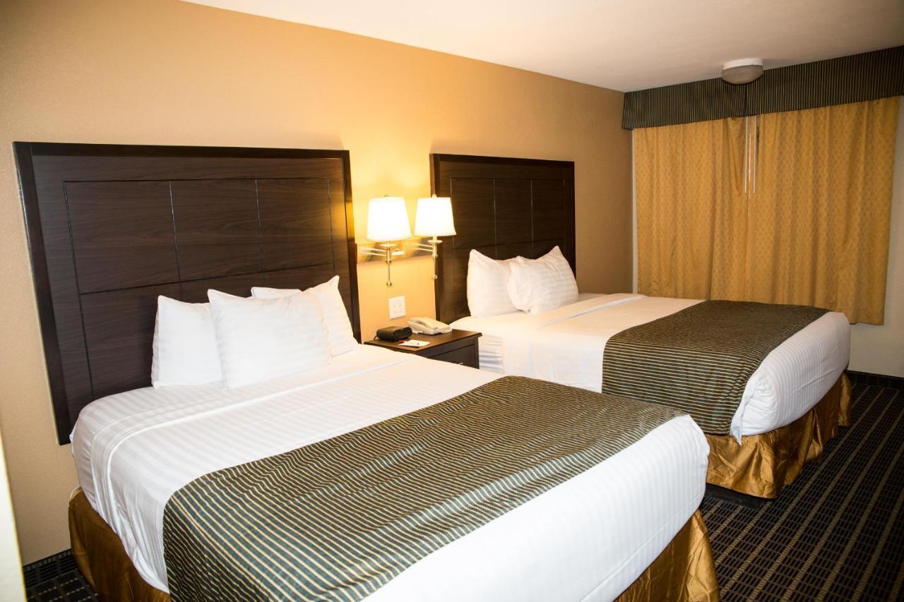 Ramada By Wyndham Flagstaff East Hotel Ngoại thất bức ảnh
